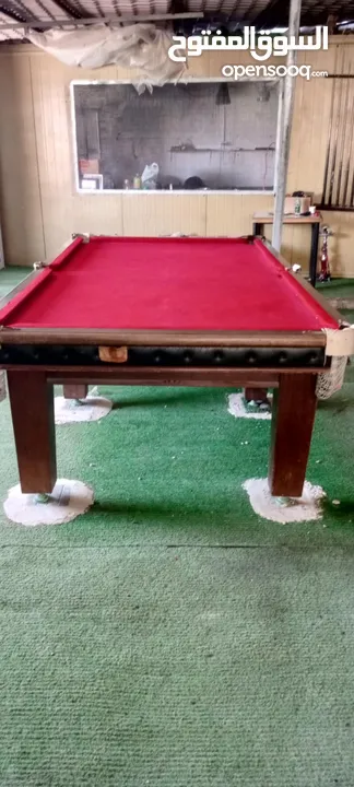 طاولة بلياردو للبيع