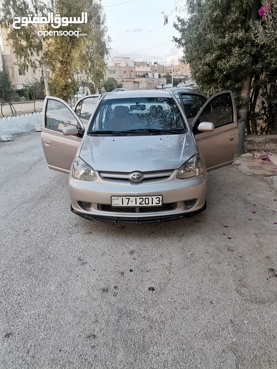 تويوتا اكو ( يارس) موديل 2005 بحال الوكالة اتومتيك للبيع اوللبدل على أقل سعر