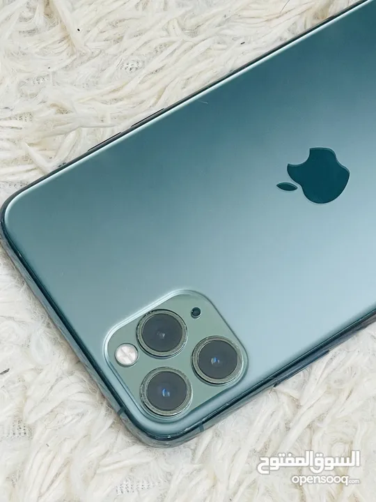 iPhone 11 Pro Max 256GB battery 80%