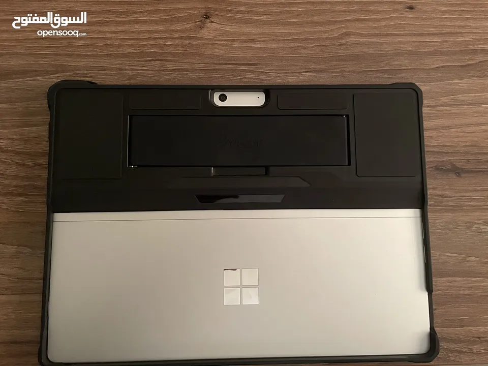 Surface pro 8 used like new