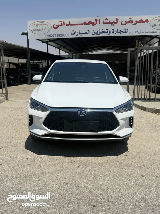 BYD E2 2022 ابيض