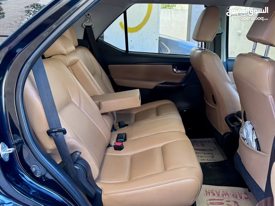 Toyota fortuner 2018 l