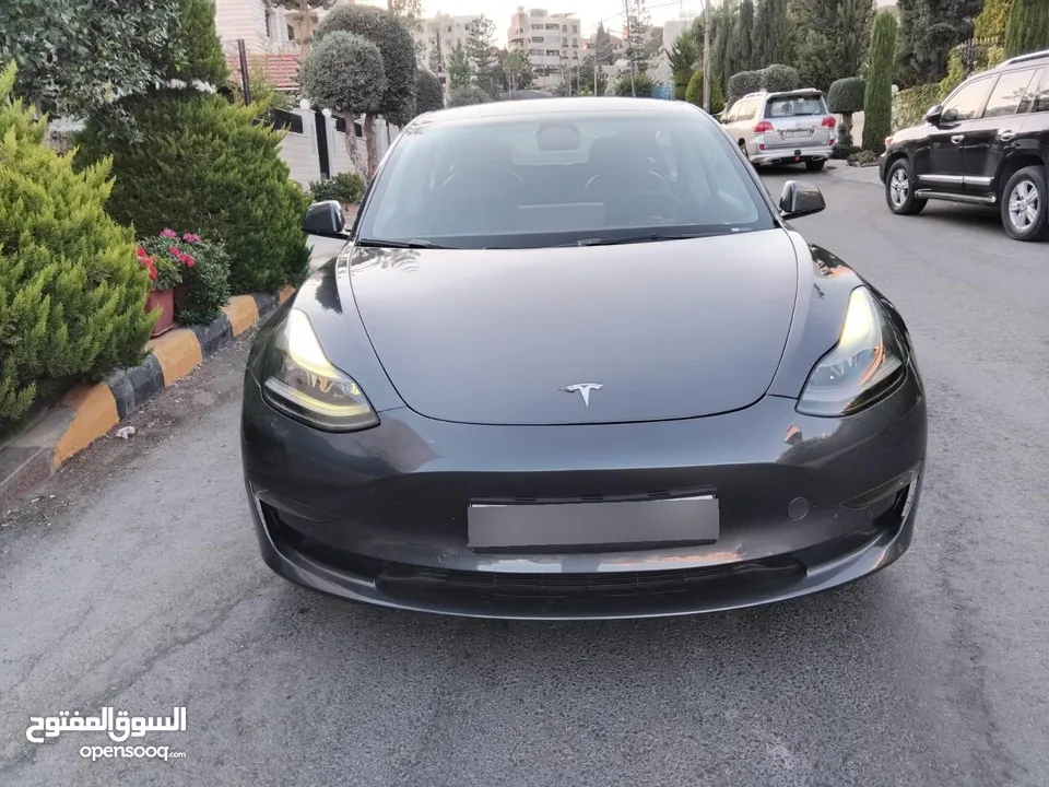 تيسلا موديل ( 2022 ) Tesla model 3 اقساط على الهوية فقط
