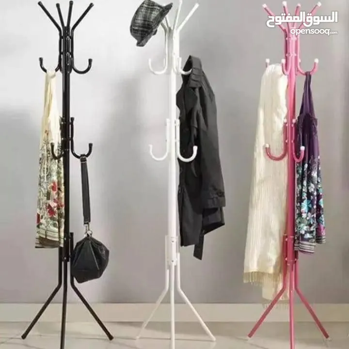 شماعة الملابس الكلاسيكية معدن ثقيل مطلي ضد الصدأ والتآكل تصميم راقي يوفر ترتيب وأناقة