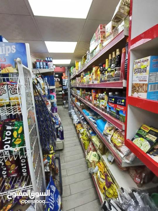 سوبرماركت للبيع خلدا بقرب دوار السكر