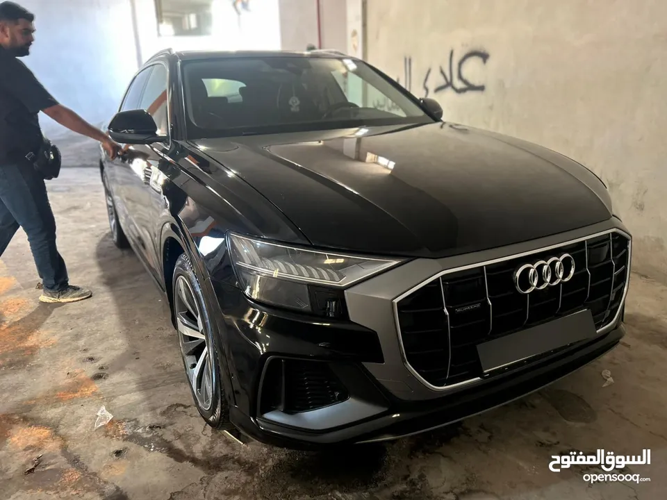 Audi Q8 4x4 فخامة الصناعة الالمانية
