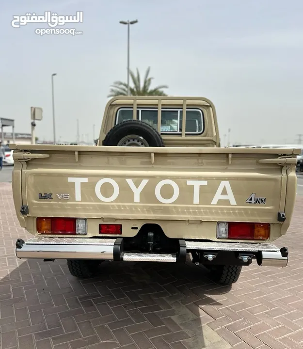 Toyota Land Cruiser Pickup LC 79, petrol, automatic, basic