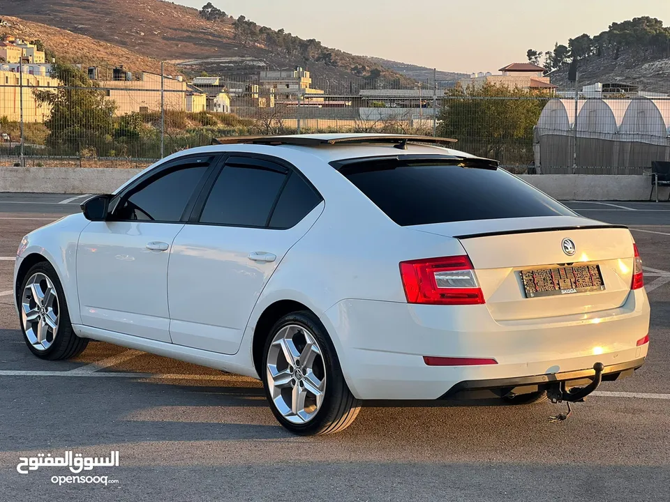 سكودا اكتافيا 2015 اتوماتيك ماتور 1600 ديزل  بانوراما