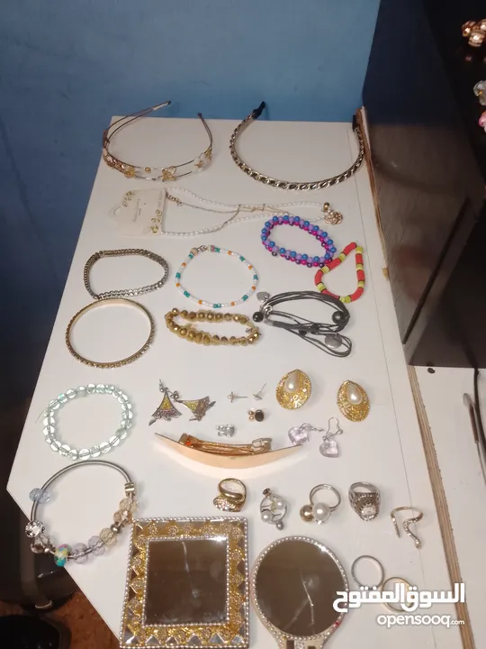 اكسسوارات للبيع المستعجل