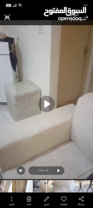 شقة للبيع خلف دوار القبة اربد موقع هادىء ومميز 3 غرف وبلكونه ومطبخ وحمامين وصالون تصلح كسكن واستثمار