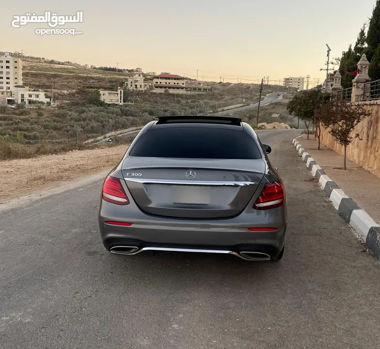 Mercedes benz E300 AMG بحالة الوكالة