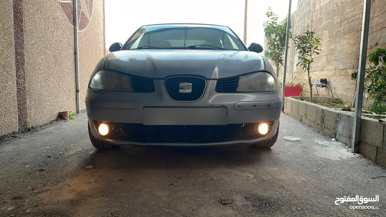 سيات قرطبة للبيع جير عادي ماتور 1400 بنزين ماتور جير ممتاز