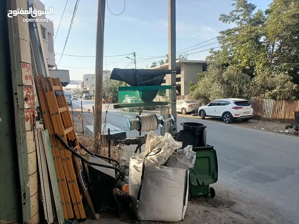 شوياني اخواني الديكورات المحل اسمه