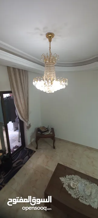ثرية فاخرة مستعملة بحالة الوكالة بسعر مناسب ومغري ))))))))))))))))))))))))))))))))))))))))))))