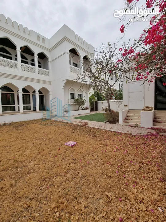 Renovated Sea-View 4+1 BR Villa located in Shatti Al Qurum