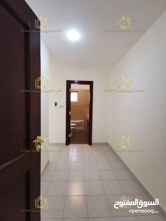 شقة فارغة - دير غبار - 4نوم - 280م - مطلة - قريبة من الخدمات العامة