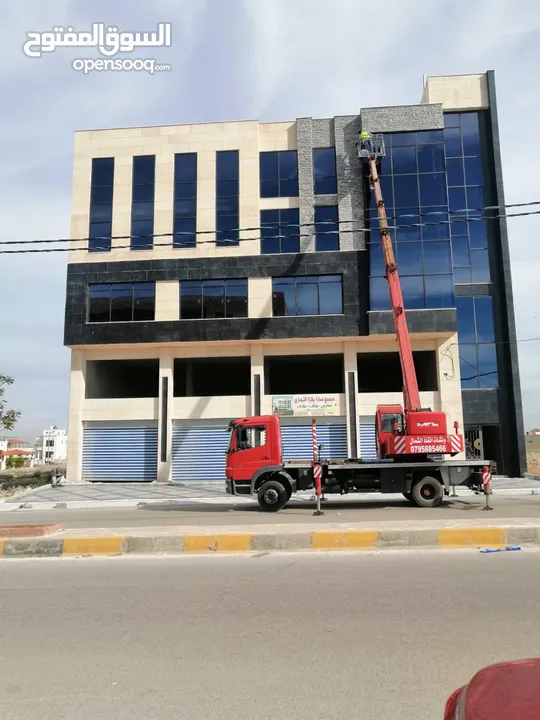 مجمع تجاري جديد في موقع مميز للإيجار مخازن وطوابق تجارية