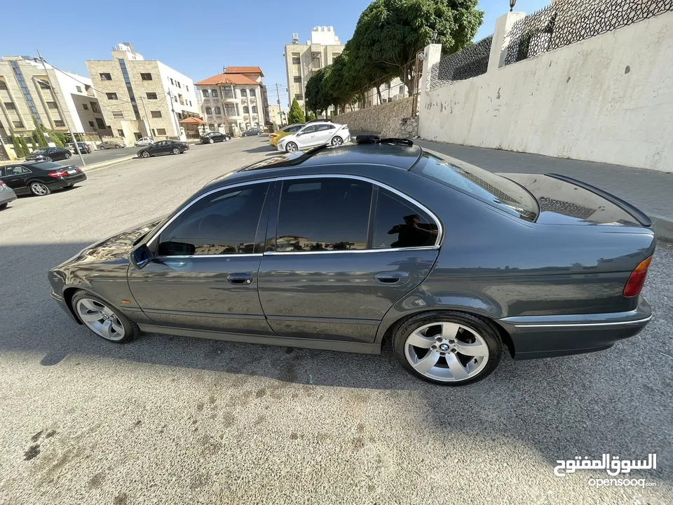 بي ام  e39 دب 520i موديل 1999 اصلي فحص كامل ثاني مالك في الاردن  قابل للفحص في داخل الشركة