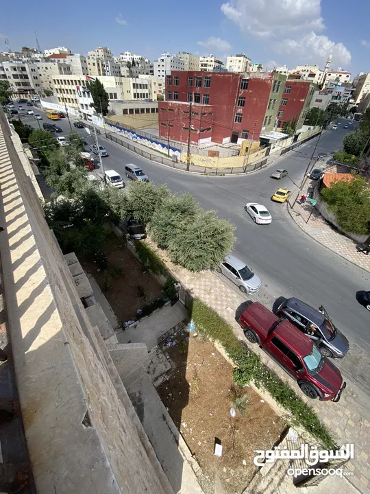 إسكان مميز  للبيع في قلب المدينه الرياضية بجانب مسجد زكي ابو عيد شارع ابن زريق
