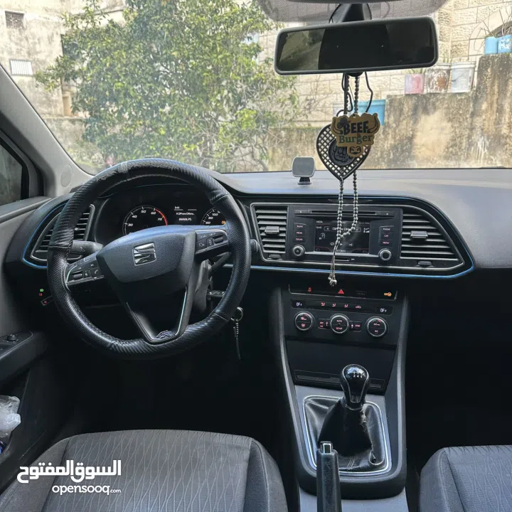سيات ليون 2015 اوروبية الجيل الثالث 5F / مميزة جدا سبورت واقتصادية / جنين