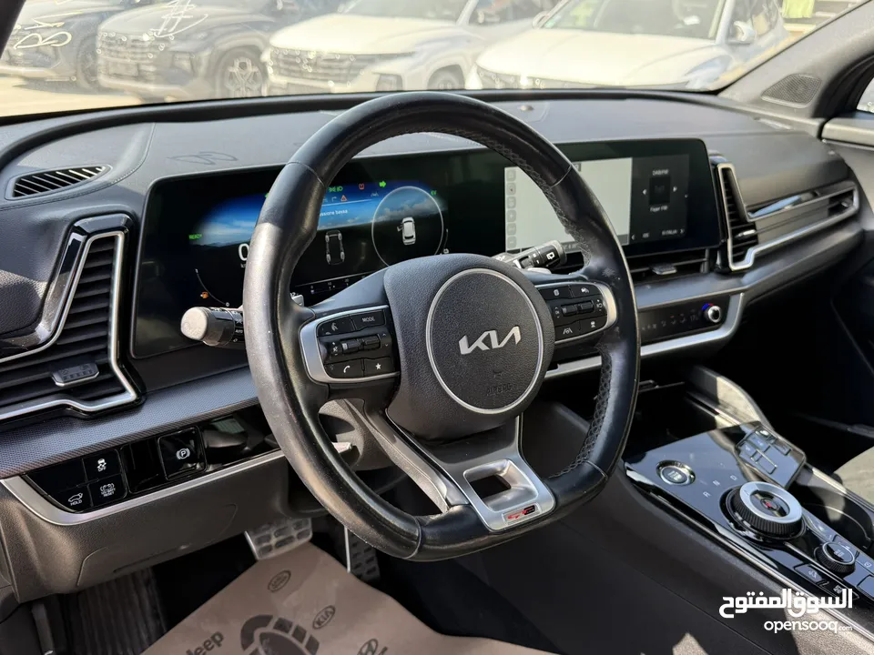 كيا سبورتاج GT Line ترخيص 2022 محرك 1600 هايبرد  جير أوتوماتيك 240 حصان