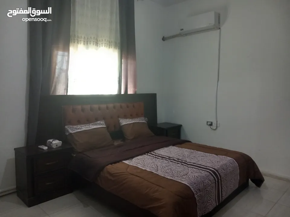 شقة مفروشه للايجار في الكرك الثنيه