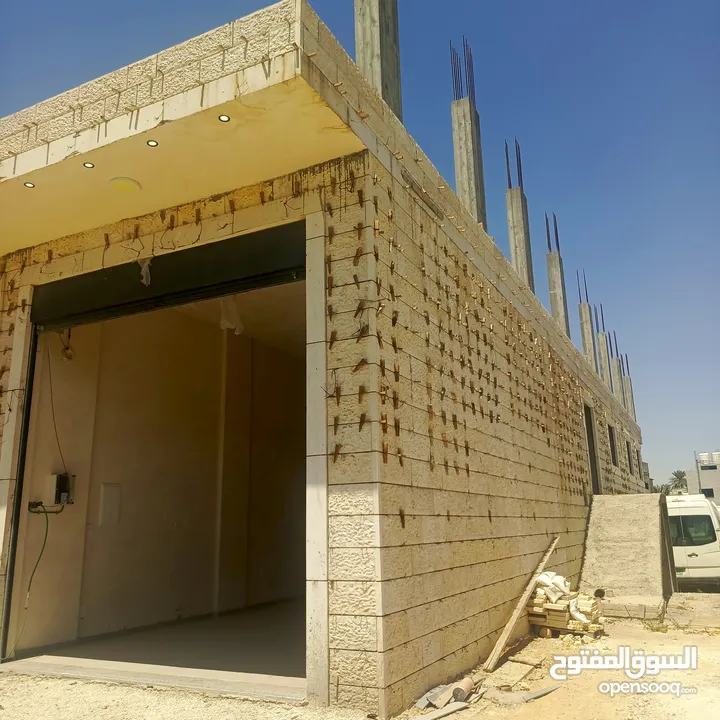 للبيع بناء مستقل محلات تجارية