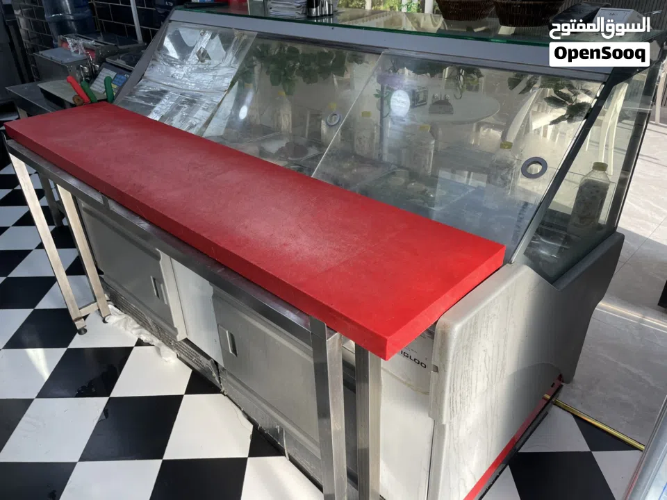 للبيع مطعم سوري متكامل في موقع مميز بعجمان