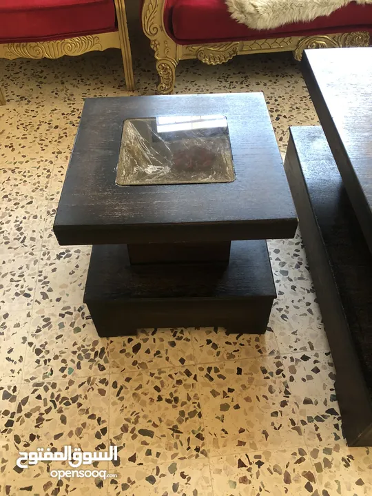 طربيزات خشب مستعمل بسعر مغري