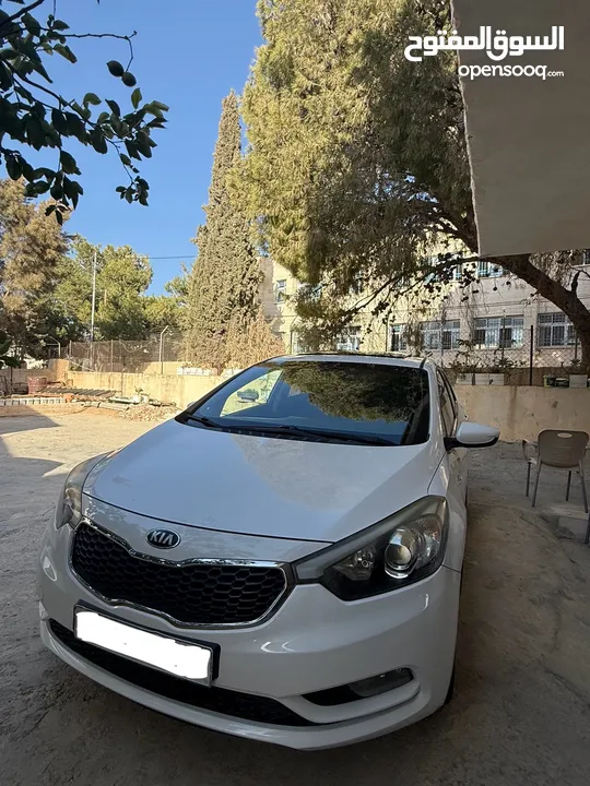 كيا سيراتو k3 سعرررررر حرررررررق حرررررررق مع فتحة سقف