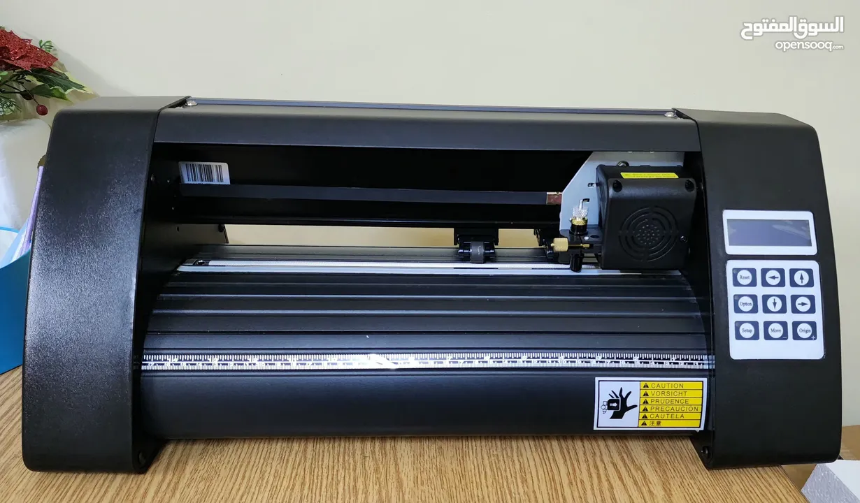 كتر ريفاين لقص الستكر . cutter plotter