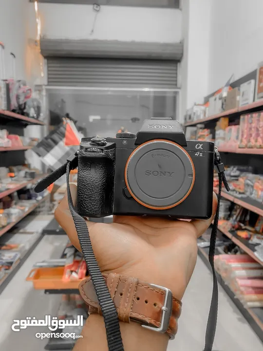 كاميرة سوني مستعملة بحالة جيدة. Sony @7ii