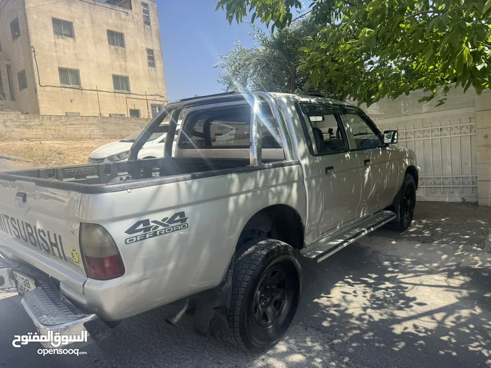 بيكب ميتسوبيشي L200