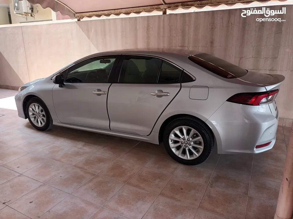 Toyota Corolla 2020 GLi 2.0 silver