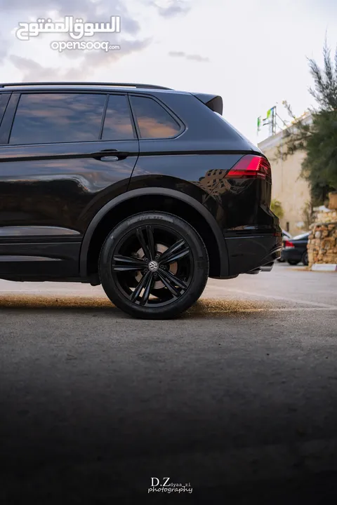 VW TIGUAN R_LINE  2000CC GASOLINE  4X4  امكانية البيع بدفعة اولى والباقي لغاية 4سنوات =48 شهر