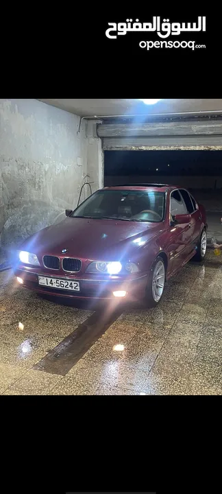 لون خمري BMW520