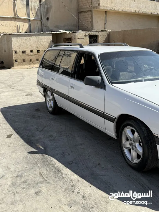 اوبل اوميغا ستيشن 1991
