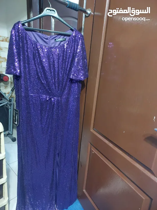 شروة ملابس نسائي جديد