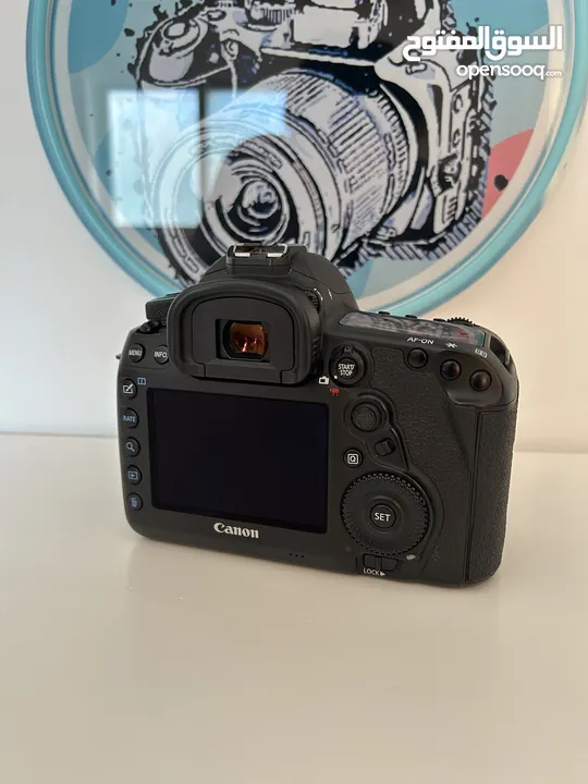 كاميرا Canon 5d iv مستعمله بحال الوكاله تماما للبيع