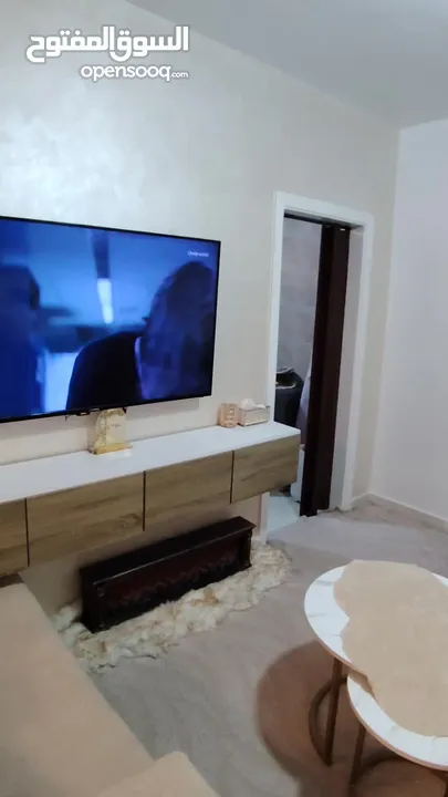 شقه للبيع طابق اول