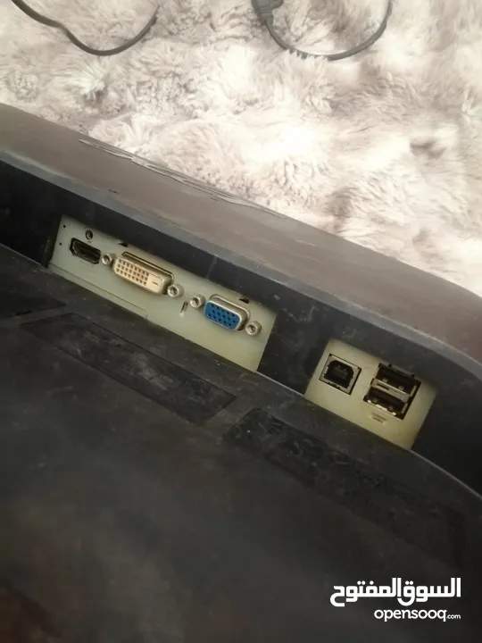ثلاثه شاشات للبيع السعرعلى التلفون  HDMI