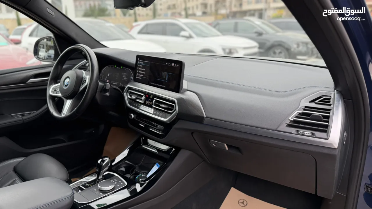 BMW x3 30e ترخيص   محرك 2000 هايبرد plug in/يقطع على الشحنه 43 كيلو متر  293 حصان