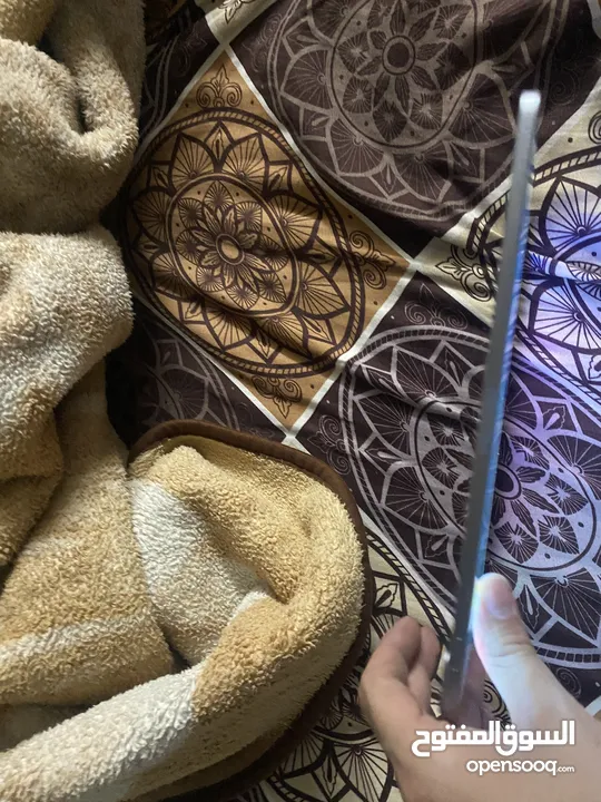 ايباد برو M2 2022 بذاكرة 128G فل نظافه