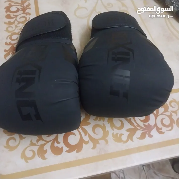 كفوف ملاكمة جديد