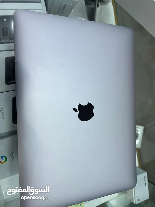 Apple Macbook Pro 13 M2