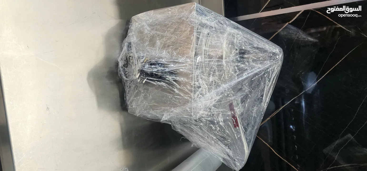 معدات مطعم برجر شبه جديد