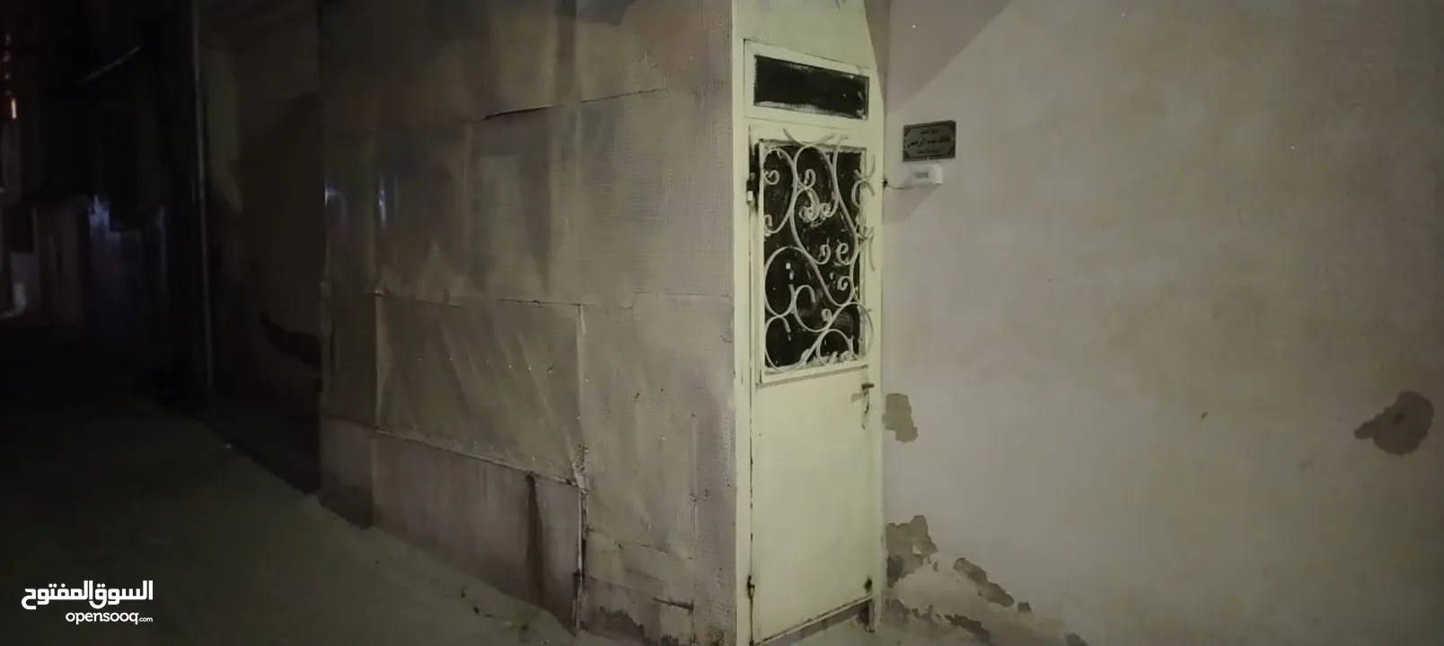 بيت للبيع. 3 شقه