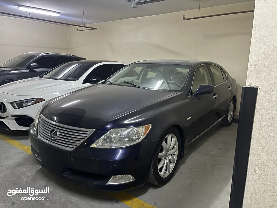 لكزس Ls460 2008 مخزنة غير مستعمله من 8 سنين ممشى 60,000 فقط حقيقي ضمان