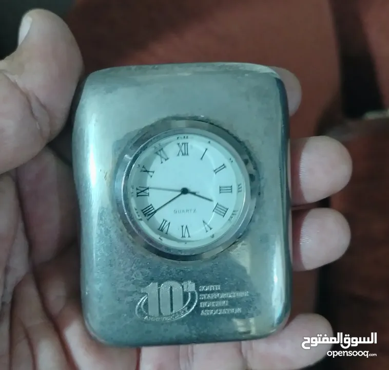 ساعات قديمه انتيك فاخره عدد 3بسعر مغري