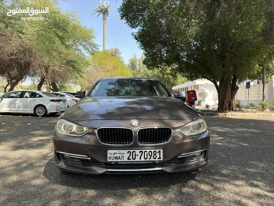 BMW 320i صبغ الوكالة